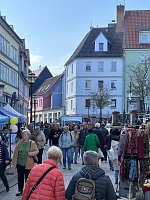 Bild: Ostermarkt in der Sondersh&auml;user Innenstadt