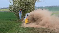 Volle Power auf der Piste Bild: Volle Power auf der Piste