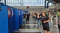 Das 1. Dartturnier des jüngst gegründeten Nordthüringer Dartclubs fand gestern in der Wiedigsburghalle statt Bild: Das 1. Dartturnier des jüngst gegründeten Nordthüringer Dartclubs fand gestern in der Wiedigsburghalle statt