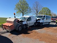 Bild: Unfall mit Baustellenfahrzeug auf der B249
