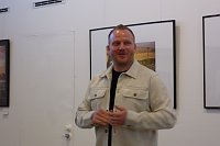 Bild: Christoph Keil stellt derzeit in der Kreissparkasse aus. 