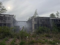Die Feuerwehr musste am Montagabend in Nordhausen zu einem Brand einer leerstehenden Halle ausrücken. Bild: Die Feuerwehr musste am Montagabend in Nordhausen zu einem Brand einer leerstehenden Halle ausrücken.