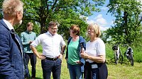 Bild: Die dicke Eiche bei Krimderode wurde heute als National-Erbe-Baum ausgerufen. 