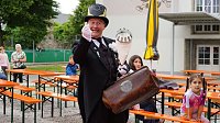 Bild: Impressionen vom Kinderfest und SWG-Geburtstag auf dem Petersberg.