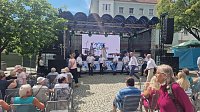 125 Jahre WBG Südharz werden heute auf dem Rathausplatz in Nordhausen gefeiert Bild: 125 Jahre WBG Südharz werden heute auf dem Rathausplatz in Nordhausen gefeiert