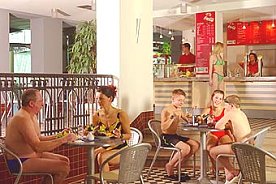 Bild: Familientag im Badehaus
