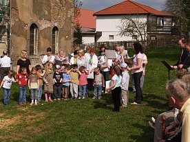 Bild: Der Chor Ende April