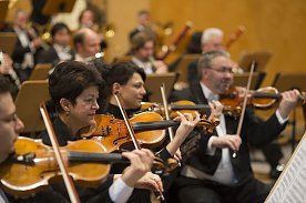 Bild: Franz&ouml;sische und B&ouml;hmische Leckerbissen pr&auml;sentiert das Loh-Orchester zum 2. Sinfoniekonzert