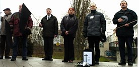 Bild: Nur wenige trauerten