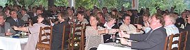 Bild: Geburtstag mit Jongleur