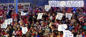 Bild: Fans im Play-Off Fieber