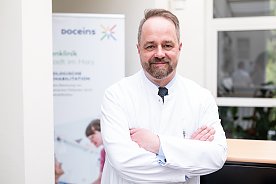 Bild: Chefarzt Dr. Bernd Kurz