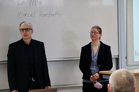 Bild: Die Pr&auml;sentation der Ergebnisse &uuml;bernahmen Professor Thomas Link und Hinderike Hauer-Berghuis
