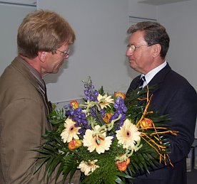 Bild: Verabschiedet: Rainer Teichert (rechts)