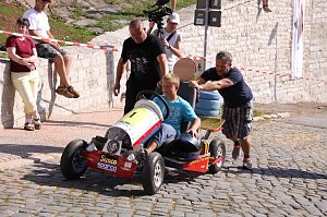 Die scharfe Kurve 2011
