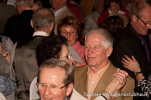 Tanz-Tee im Jugendclubuhaus