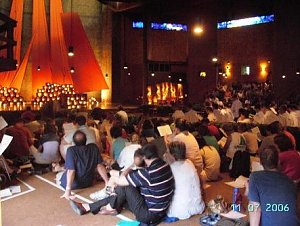 Junge Menschen in Taiz&eacute;