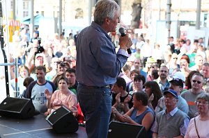 Vor und hinter der B&uuml;hne