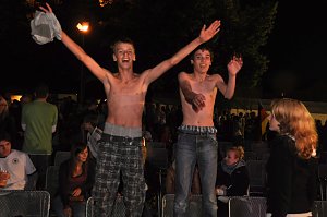 Public Viewing 