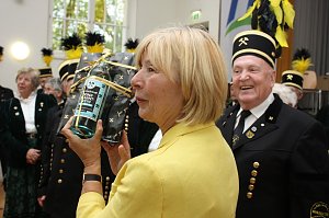 Amts&uuml;bergabe