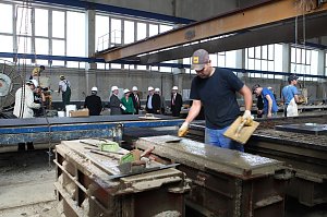 Besuch bei HABAU in Heringen