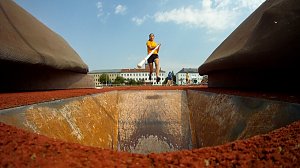 Hochgesprungen