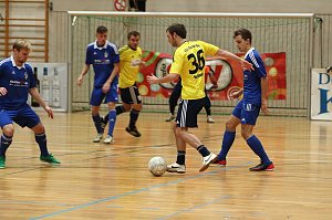 Fu&szlig;ballzauber unterm Hallendach