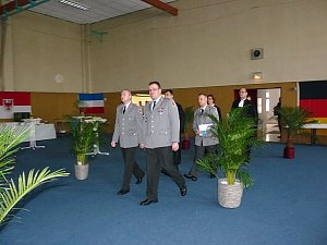 Ins Amt eingef&uuml;hrt