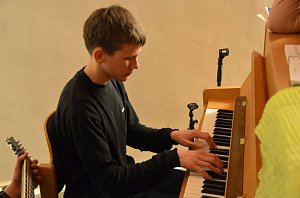Jugend trifft�
