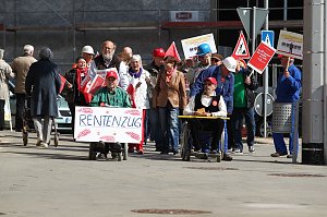 Rentenzug durch Nordhausen