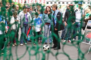Torwandschießen mit Olaf Thon