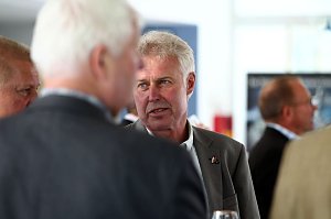 Automobiler Stammtisch im Autohaus Peter
