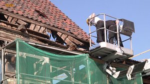 Arbeiten am Abrisshaus