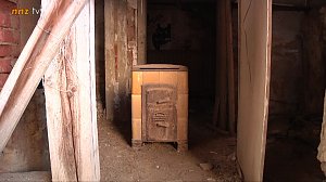 Arbeiten am Abrisshaus