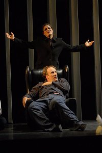 Hoffmanns Erz&auml;hlungen im Theater