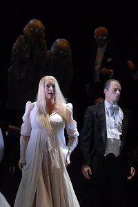 Hoffmanns Erz&auml;hlungen im Theater