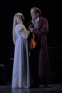 Hoffmanns Erz&auml;hlungen im Theater