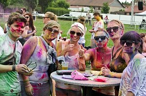 Holi-Summer