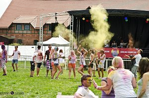 Holi-Summer