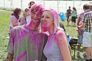 Holi-Summer
