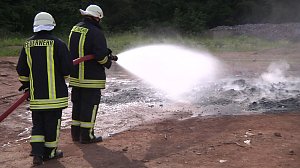 Dekonstruktion mit Feuer