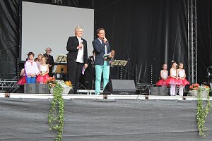 Die Eleven des Tanzstudios Radeva auf dem Rolandsfest