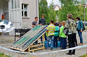 "Mini"-Studenten eroberten Campus