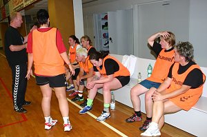 Handball vs. Volleyball