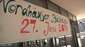 B&uuml;cherkette zum Umzug der Bibliothek