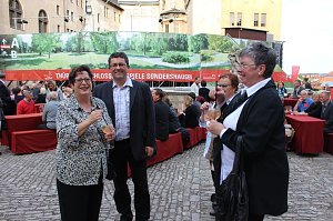 Prominente Premiereng&auml;ste