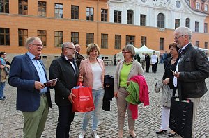 Prominente Premiereng&auml;ste