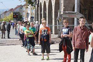 B&uuml;cherkette zum Umzug der Bibliothek