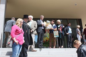 B&uuml;cherkette zum Umzug der Bibliothek