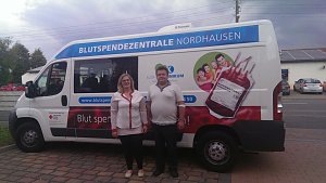 Bestatter spenden Blut